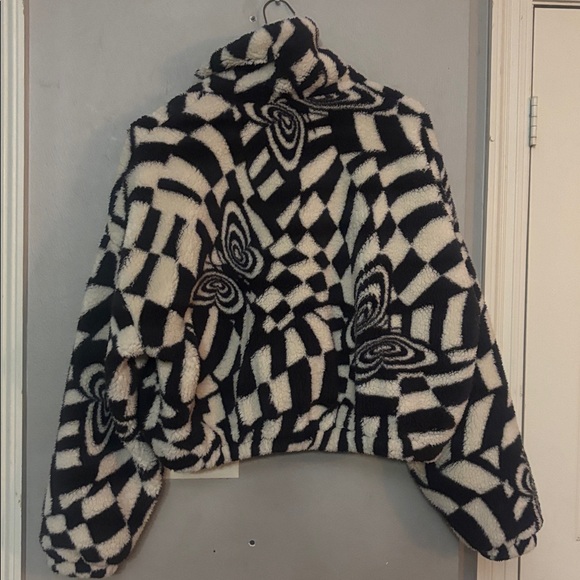 Urban Outfitters Black and Cream Teddy Jacket - Picture 3 of 3